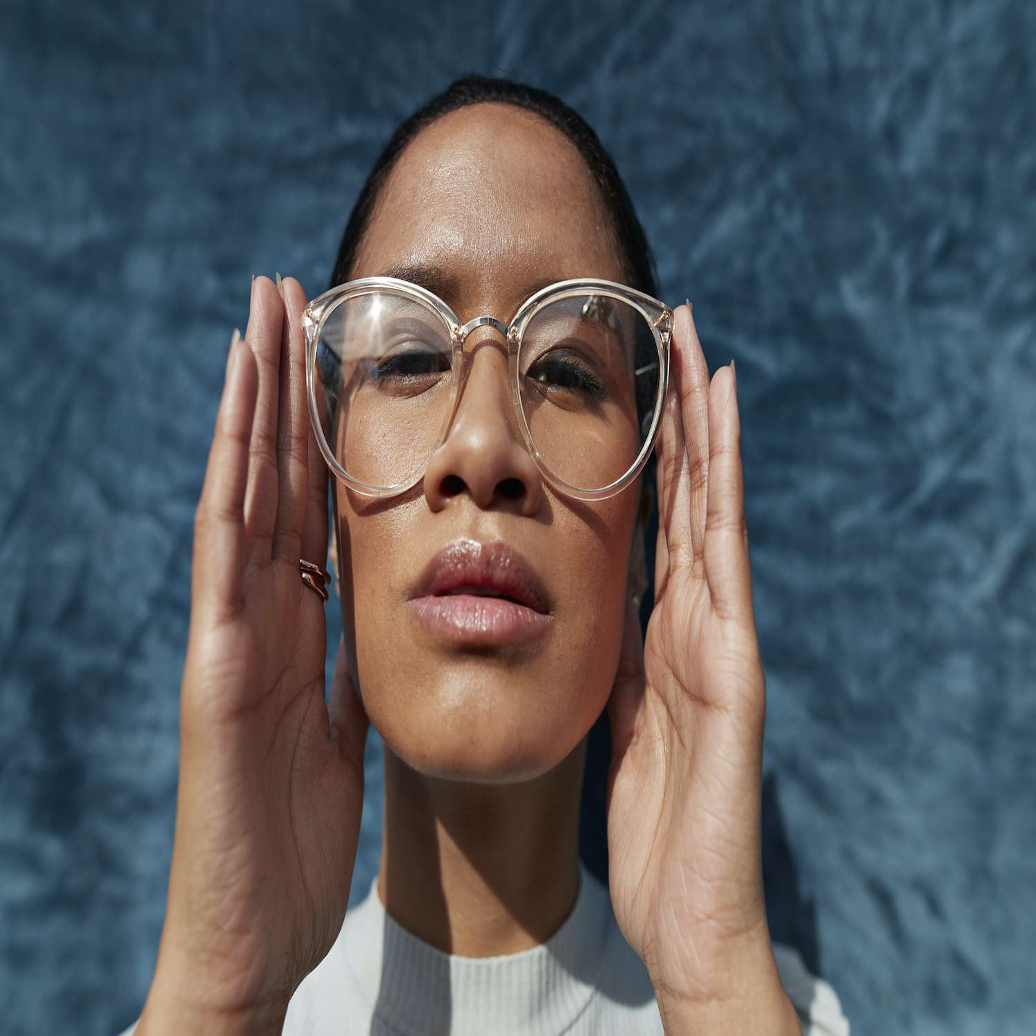 african american woman in glasses