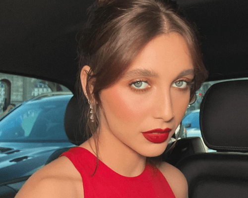 Emma Chamberlain wearing red lip