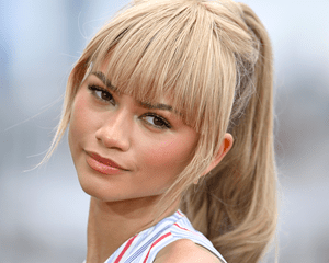 Zendaya with blunt bangs